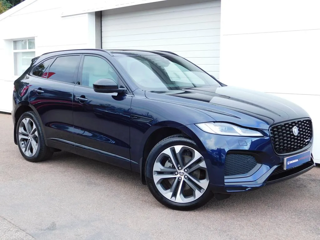Jaguar F-PACE 2.0 D200 MHEV R-Dynamic HSE Black SUV 5dr Diesel Auto AWD Euro 6 (s/s) (204 ps)